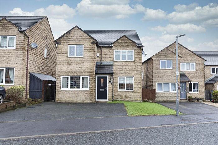 4 Bedroom Detached House For Sale In Mountain View, Holmfield, Halifax, HX2