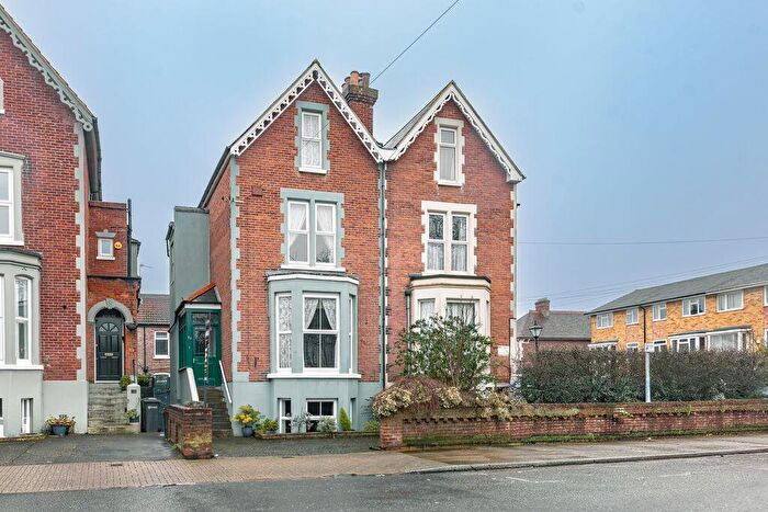 4 Bedroom Semi-Detached House For Sale In Campbell Road, Southsea, PO5