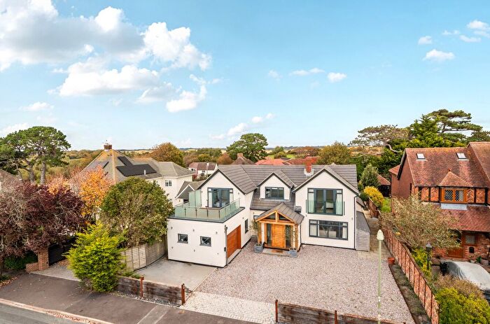 4 Bedroom Detached House For Sale In Haven Crescent, Hill Head, Hampshire, PO14