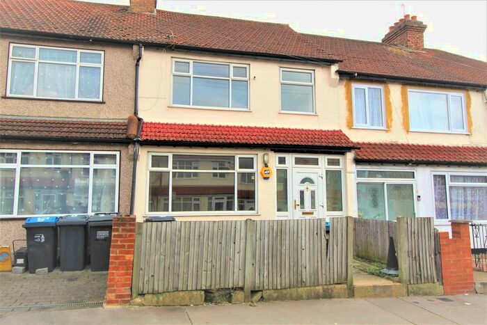 3 Bedroom Terraced House To Rent In Ramsey Road, Thornton Heath, CR7