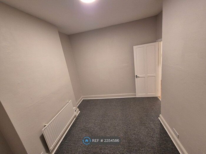 1 Bedroom Flat To Rent In Clarence Road, London, E5