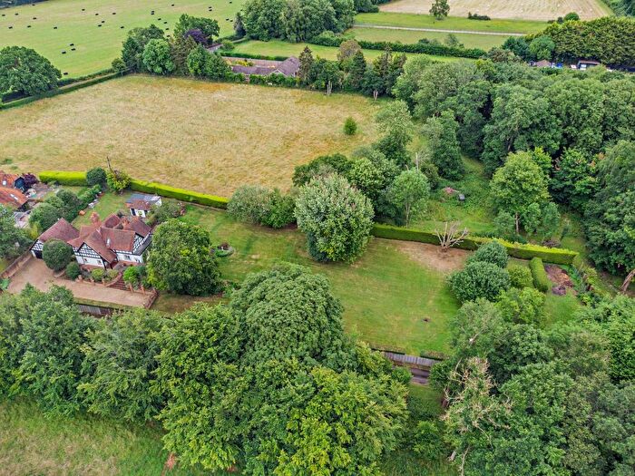 4 Bedroom Detached House For Sale In Maidenhatch, Pangbourne, Berkshire, RG8