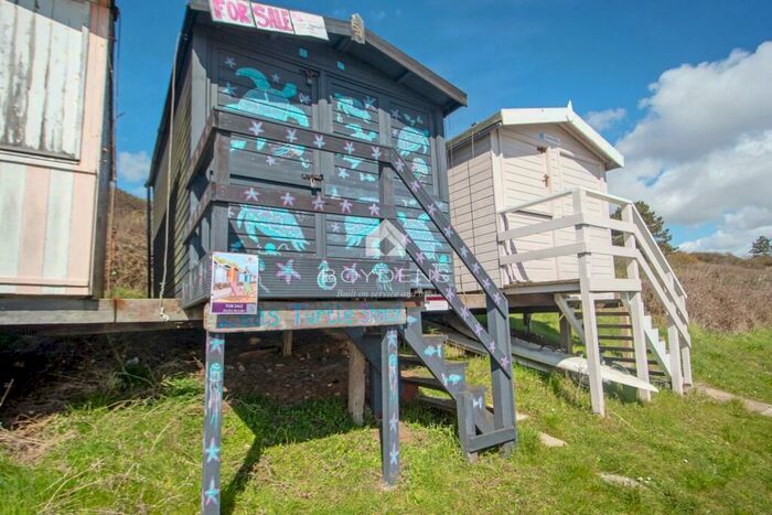 Chalet For Sale In , The Leas, H54