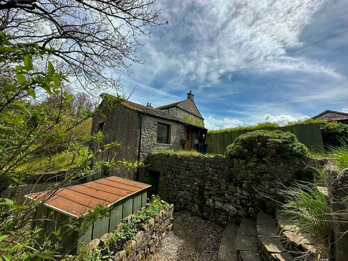 2 Bedroom Cottage For Sale In Scabbate Gate, Kettlewell, Skipton, BD23