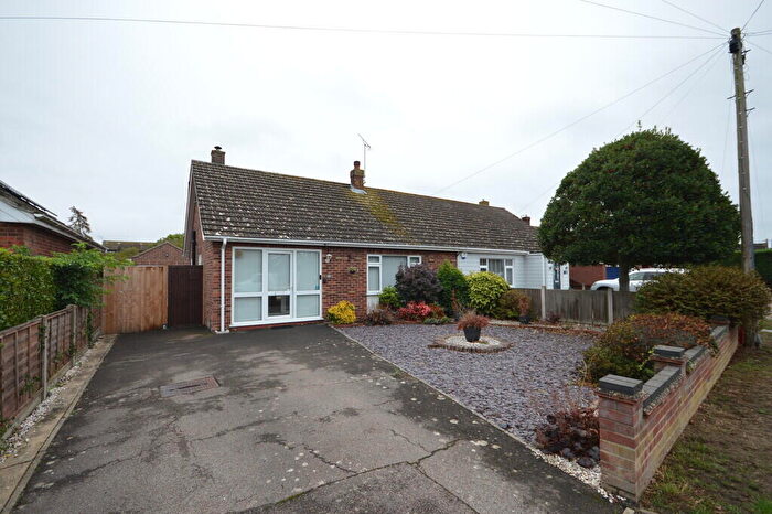 2 Bedroom Semi-Detached Bungalow For Sale In Station Road, Alresford, CO7