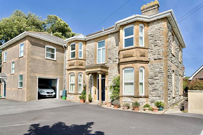 2 Bedroom Apartment For Sale In Dorchester Road, Weymouth, DT3