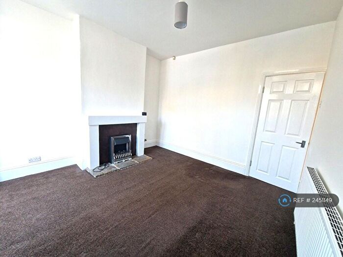 4 Bedroom Terraced House To Rent In Springvale Road, Sheffield, S10