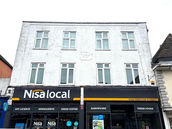 2 Bedroom Flat To Rent In Preston Street, Faversham, Kent, ME13