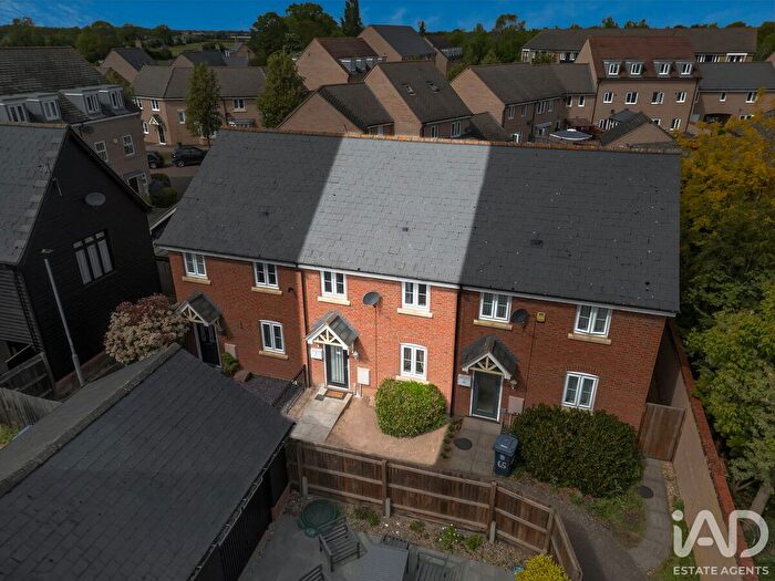 3 Bedroom Terraced House For Sale In Bourneys Manor Close, Willingham, Cambridgeshire, CB24