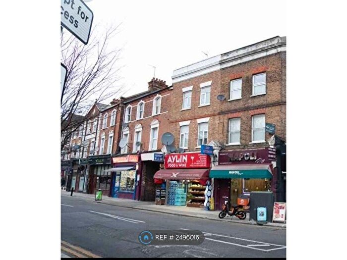 3 Bedroom Flat To Rent In Palace Gates Road, London, N22
