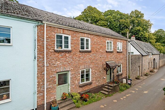 2 Bedroom Cottage For Sale In South Street, Denbury, Newton Abbot, TQ12