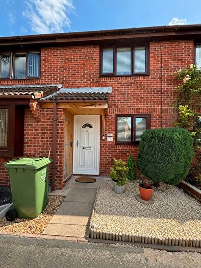 2 Bedroom Terraced House To Rent In Honeywood Close, Portsmouth, PO3