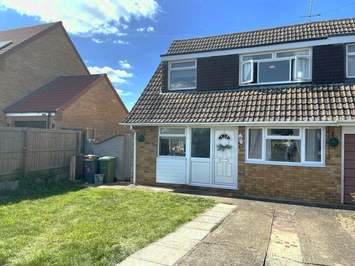 3 Bedroom Semi-Detached House To Rent In St Peters Way, Thorney, Peterborough, PE6
