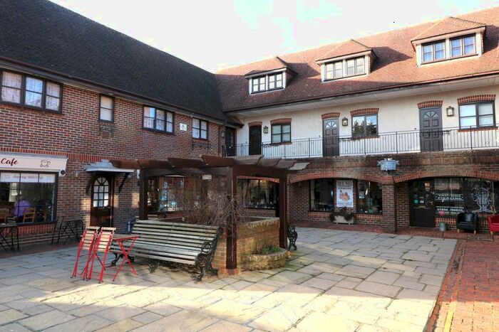 1 Bedroom Flat To Rent In Beare Green Court, Beare Green, Dorking, RH5