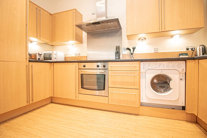 2 Bedroom Apartment To Rent In Cathedral Road, Pontcanna, Cardiff, CF11