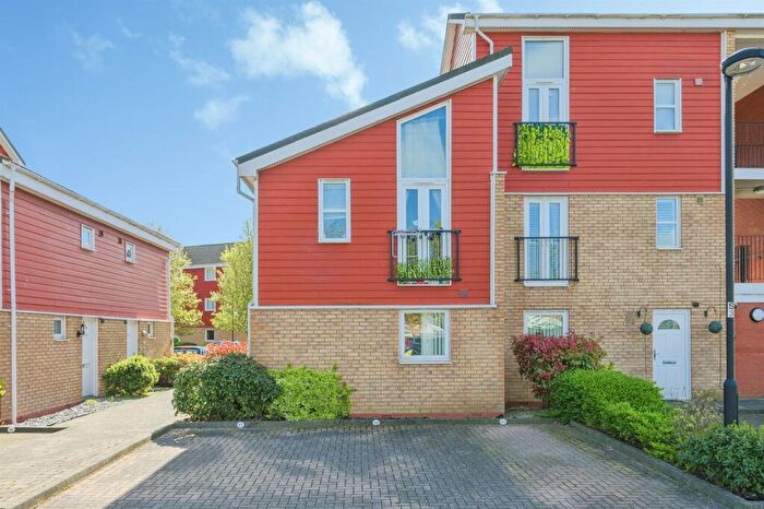 1 Bedroom Apartment For Sale In Yatesbury Avenue, Birmingham, B35