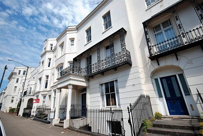 2 Bedroom Flat To Rent In Dale Street, Leamington Spa, CV32