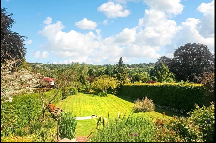 4 Bedroom Detached House To Rent In Woodcrest Road, Purley, CR8