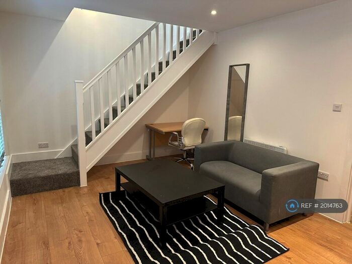 1 Bedroom Maisonette To Rent In Barking Road, London, E6