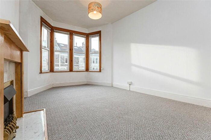 1 Bedroom Apartment To Rent In Somerset Road, Totterdown, Bristol, BS4