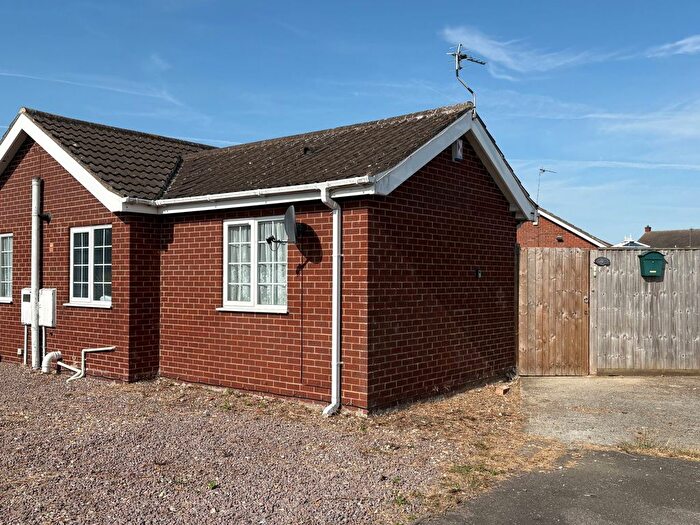 2 Bedroom Semi-detached Bungalow For Sale In Scotts Close, Skegness, Lincolnshire, PE25