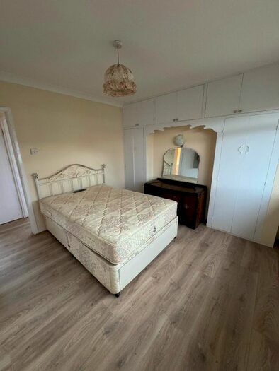 3 Bedroom Semi-Detached House To Rent In Keir Hardie Way, Barking, IG11