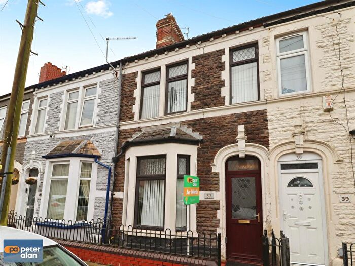 3 Bedroom Terraced House For Sale In Jubilee Street, Cardiff, CF11