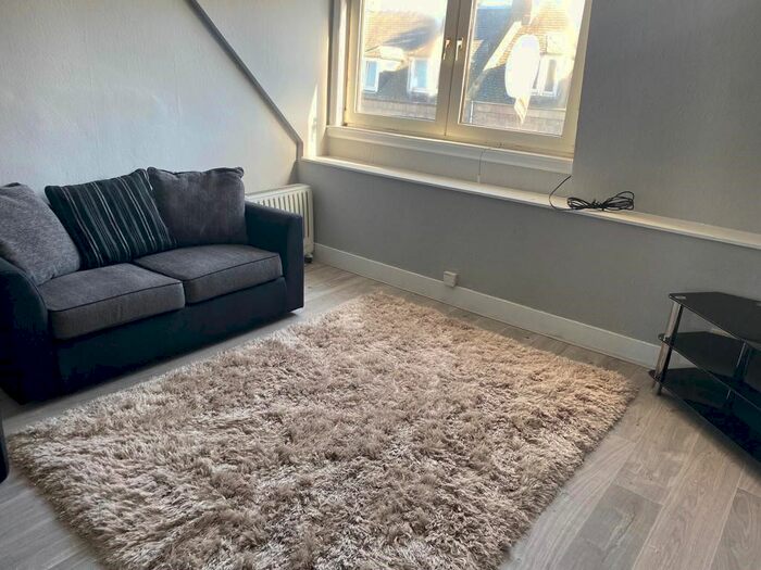 1 Bedroom Flat To Rent In Menzies Road, Torry, Aberdeen, AB11