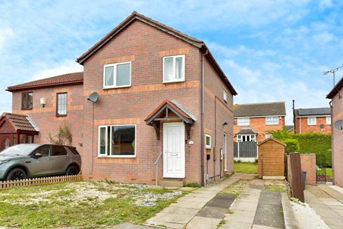 3 Bedroom Semi-Detached House For Sale In Amorys Holt Way, Maltby, Rotherham, S66
