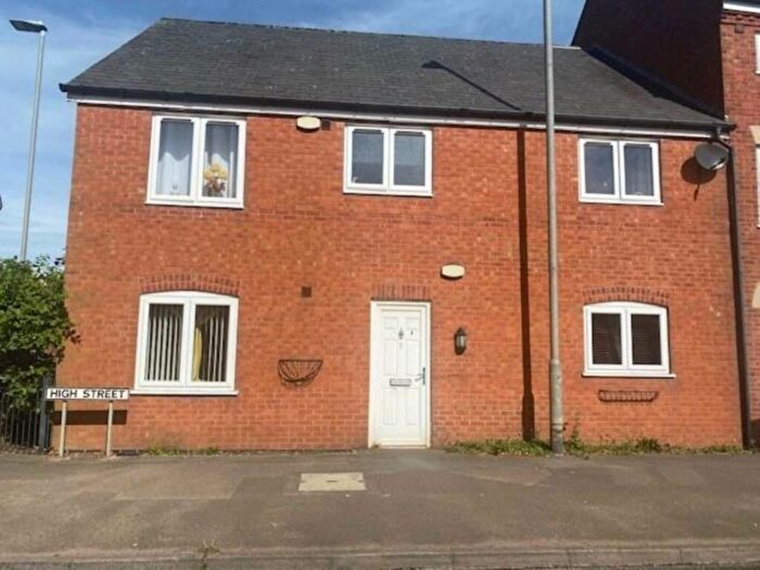 2 Bedroom Flat To Rent In Husbands Bosworth, Leicestershire, LE17