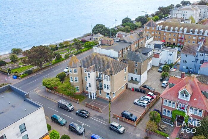 2 Bedroom Flat For Sale In Marine Parade West, Clacton-On-Sea, CO15