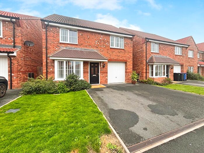 4 Bedroom Detached House For Sale In Jean Revill Close, Saxilby, LN1