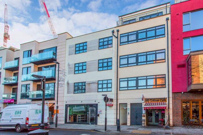 4 Bedroom Flat To Rent In Clifton Terrace, London, N4