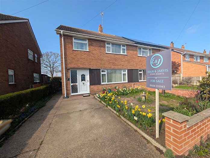 3 Bedroom Semi-Detached House For Sale In Forge Close, South Muskham, Newark, NG23