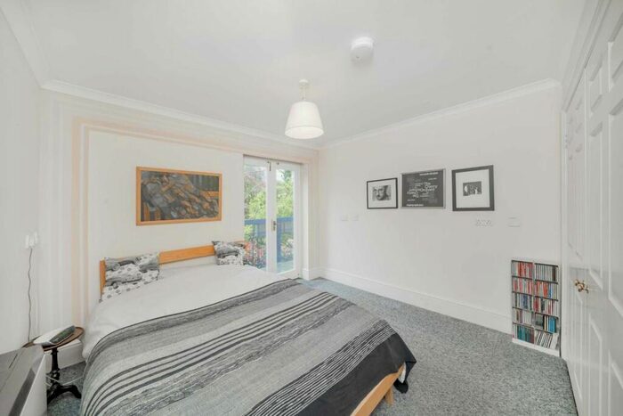 1 Bedroom Flat For Sale In Hornsey Lane, Highgate, N6
