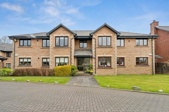 3 Bedroom Flat For Sale In D Briar Grove, Newlands, Glasgow, G43