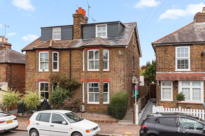 4 Bedroom Semi Detached House For Sale In St. Johns Road, Epping, CM16