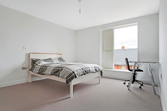 2 Bedroom Flat For Sale In Great Northern Road, Cambridge, CB1