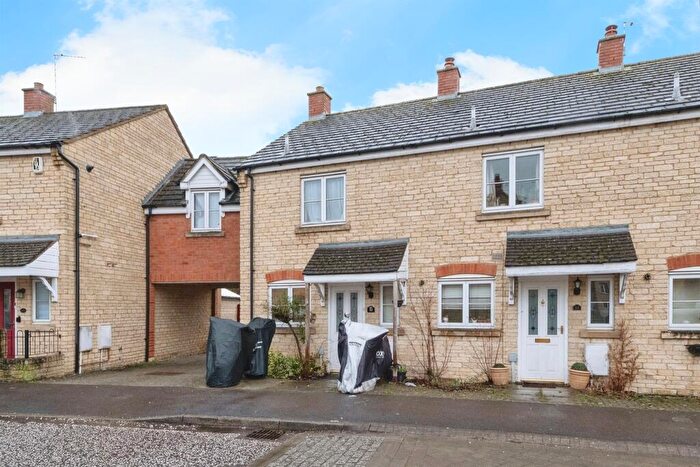 2 Bedroom Terraced House For Sale In Mallards Way, Bicester, OX26