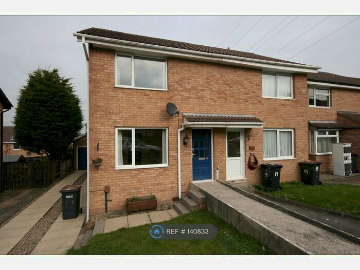 2 Bedroom End Of Terrace House To Rent In Markenfield Road, Harrogate, HG3