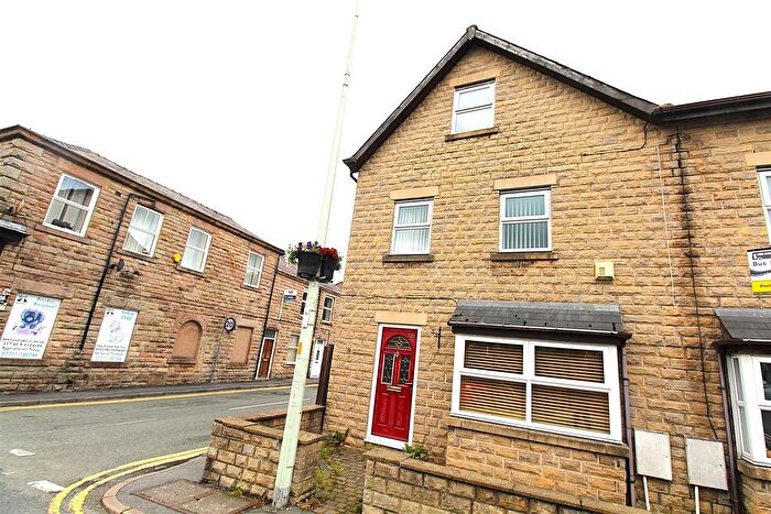 4 Bedroom Terraced House To Rent In Railway Road, Adlington, PR6