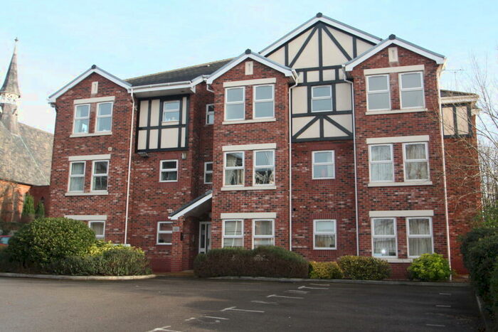 2 Bedroom Ground Flat To Rent In Sandiford Square, Northwich, CW9