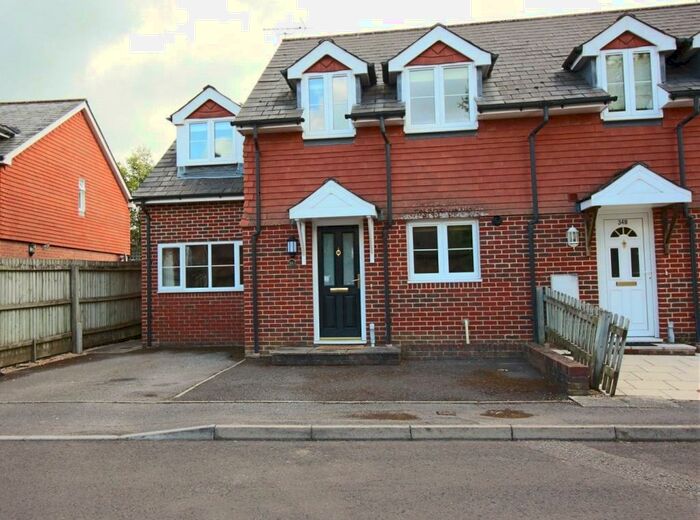 3 Bedroom Semi-Detached House To Rent In Watercress Meadow, Alresford, Hampshire, SO24