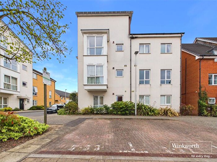 3 Bedroom Apartment For Sale In Gweal Avenue, Reading, United Kingdom, RG2