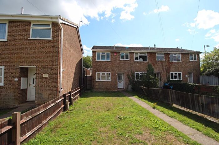 3 Bedroom End Terrace House For Sale In The Spinney, Calmore, SO40