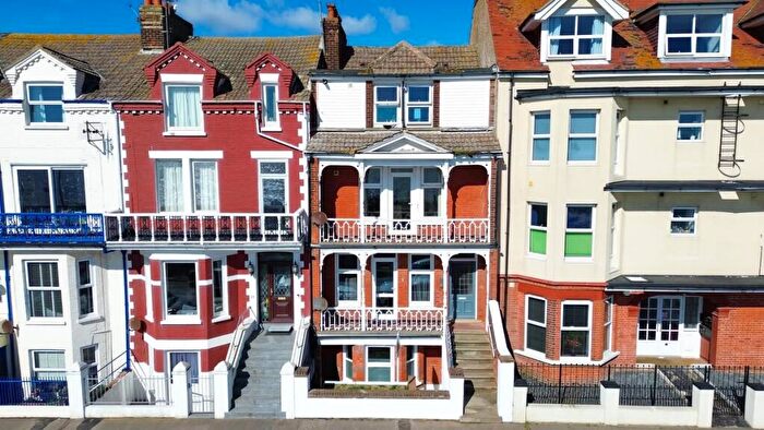 4 Bedroom Flat For Sale In Sea Road, Felixstowe, IP11