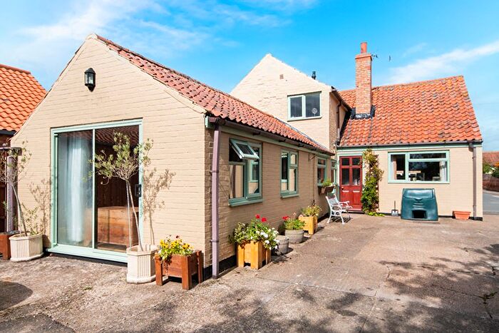 2 Bedroom Detached House For Sale In Main Street, Laneham, DN22