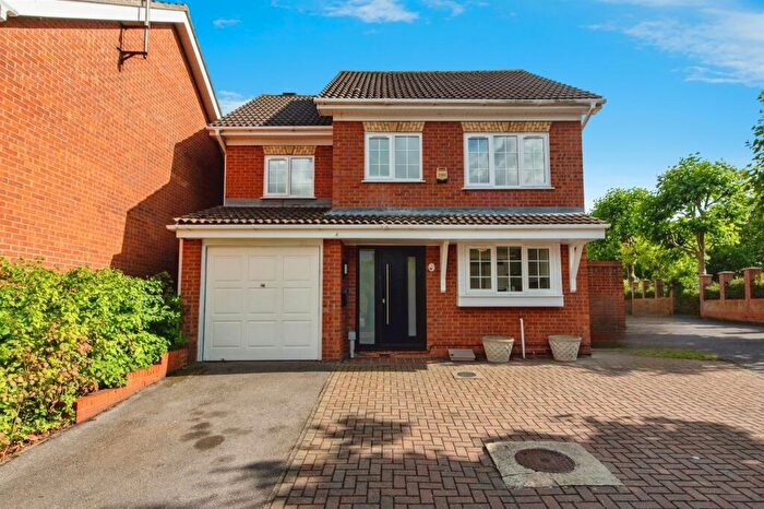 4 Bedroom Detached House For Sale In Advice Avenue, Grays, RM16