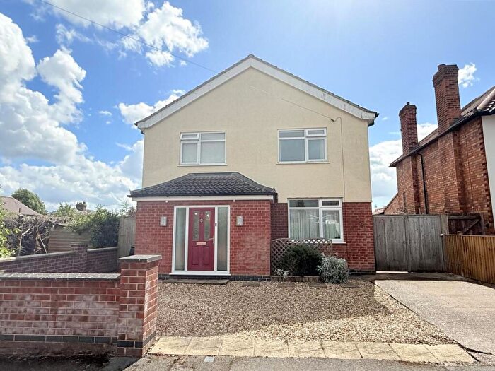 5 Bedroom Detached House For Sale In Park Road, Radcliffe-On-Trent, Nottingham, NG12