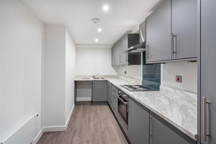 2 Bedroom Apartment To Rent In Brand New Two Bed Apartment - Headingley, LS6
